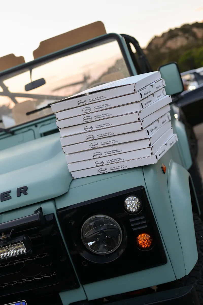 Pizza delivery, Costa Smeralda style.