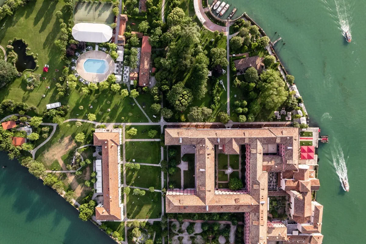 Le Specialità apre a Venezia al San Clemente Palace